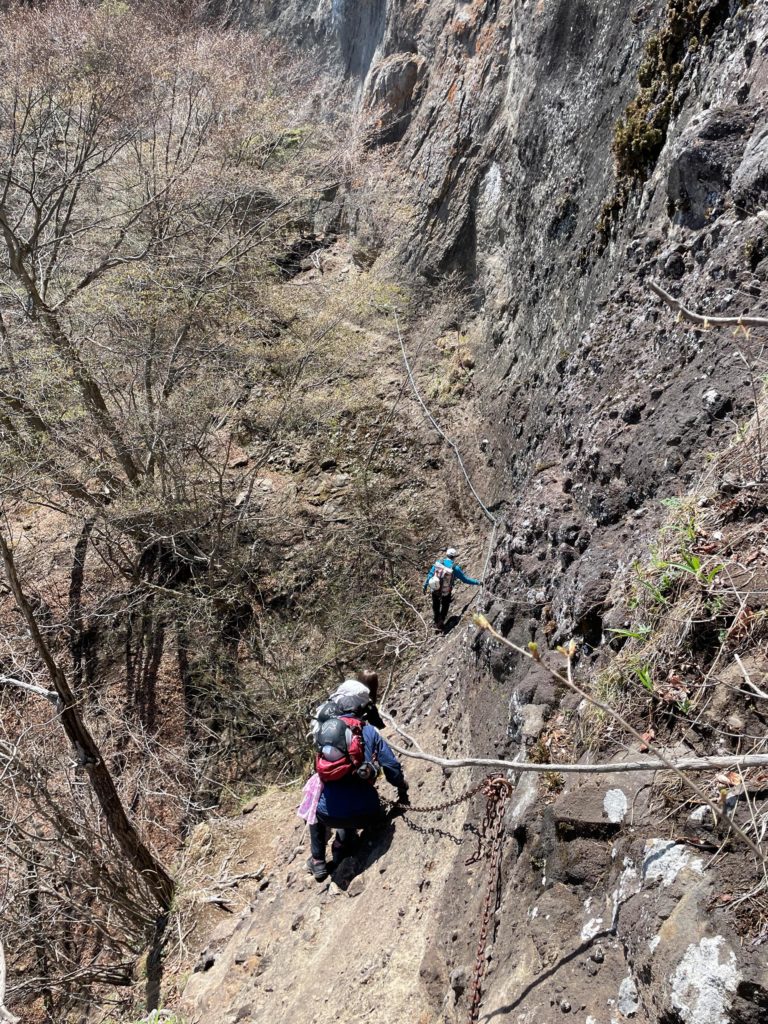 登山靴】岩稜歩きに最適なアプローチシューズ-モンチュラ ヤルテクノ