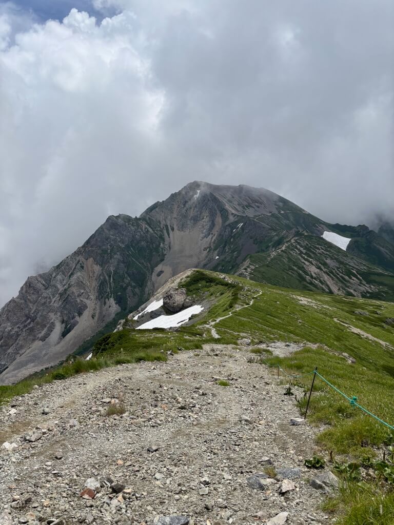 白馬杓子岳〜白馬頂上宿舎