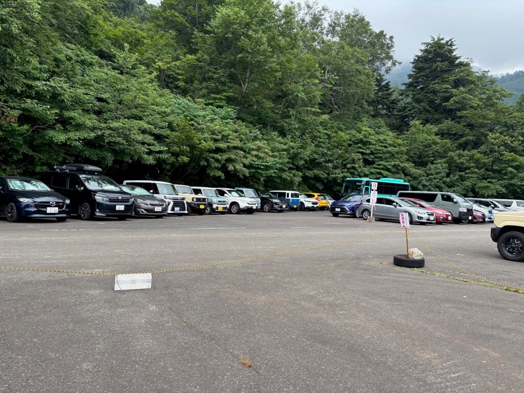 蓮華温泉 駐車場