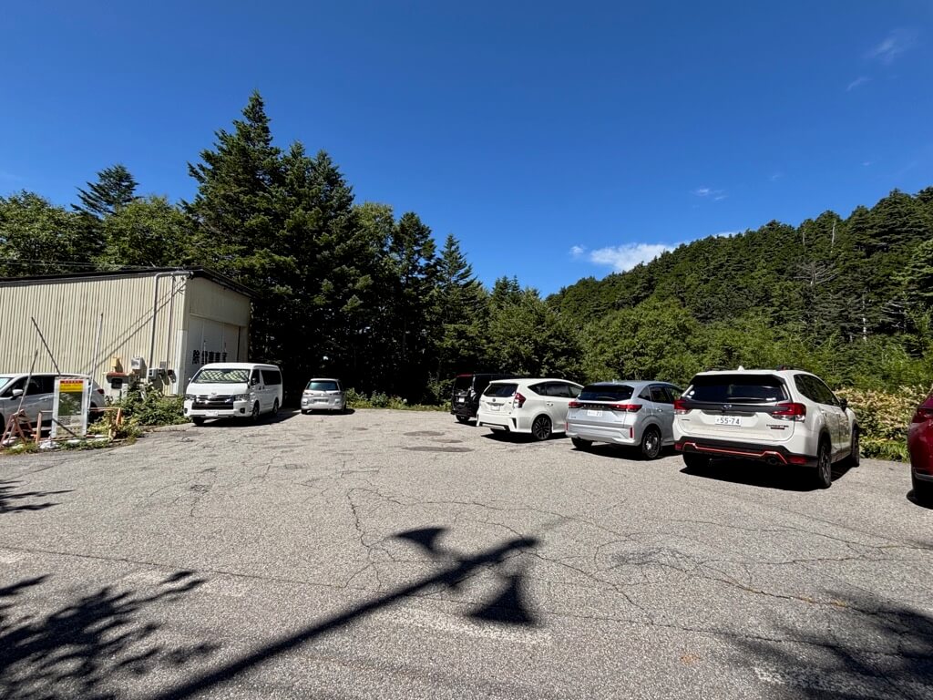 濁河温泉駐車場