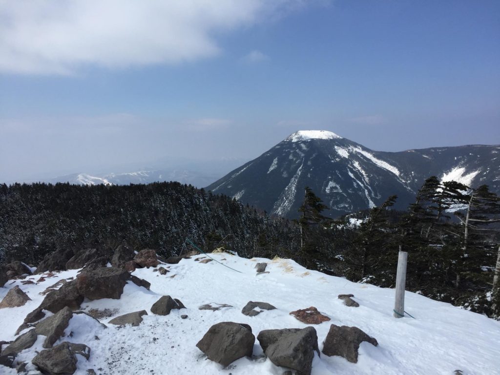 雪山登山入門編 軽アイゼンで行く北八ヶ岳 北横岳 Yamaiko